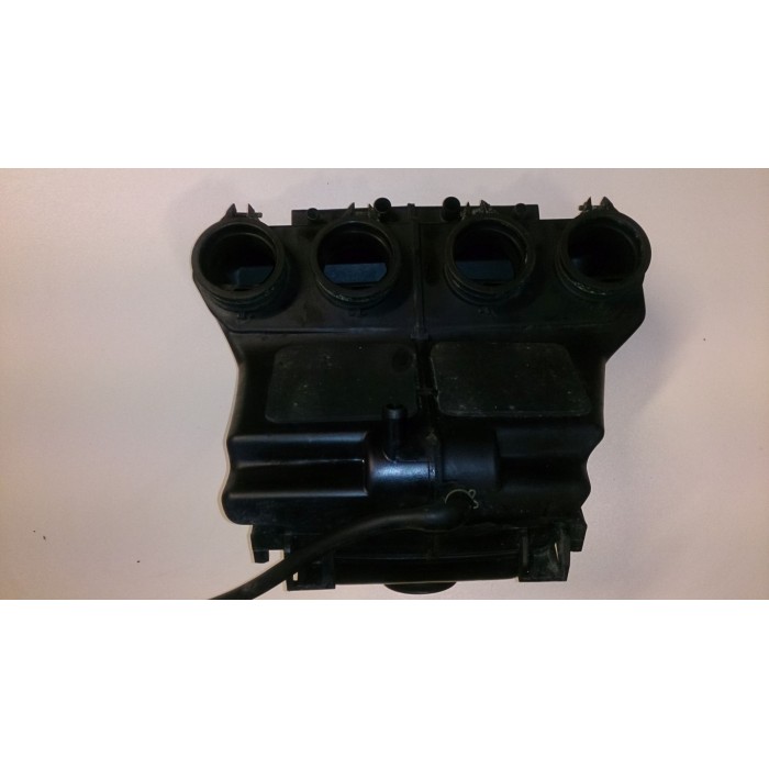 Suzuki RF900 Luchtfilterhuis / Airbox
Suzuki RF900 Luchtfilterhuis / Airbox